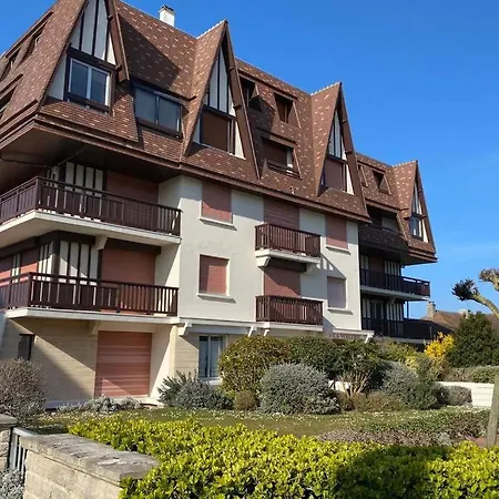 Joli Studio En Front De Mer - Cabourg Exterior photo