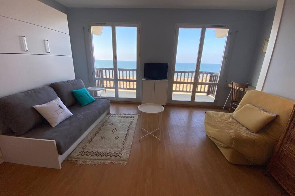 Apartment Joli En Front De -